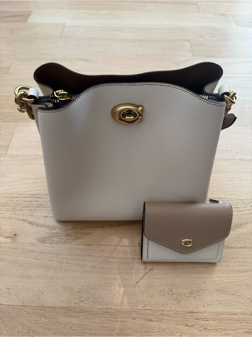 Coach Willow Bucket Bag with Colorblock Wallet